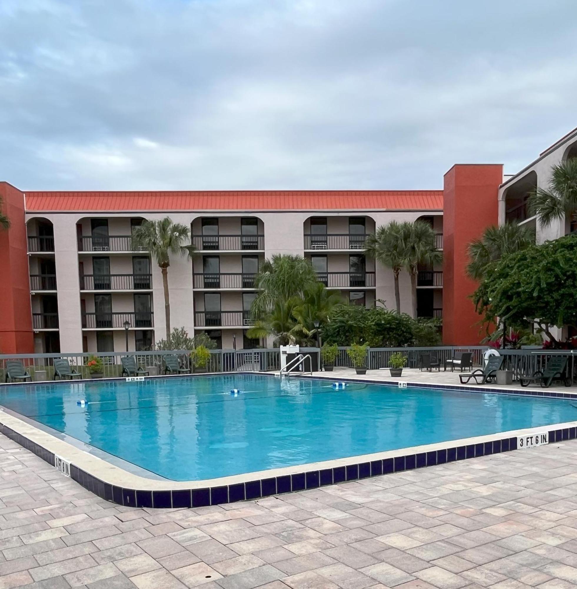 Grand Hotel Orlando At Universal Blvd - Shuttle To Theme Parks Bagian luar foto