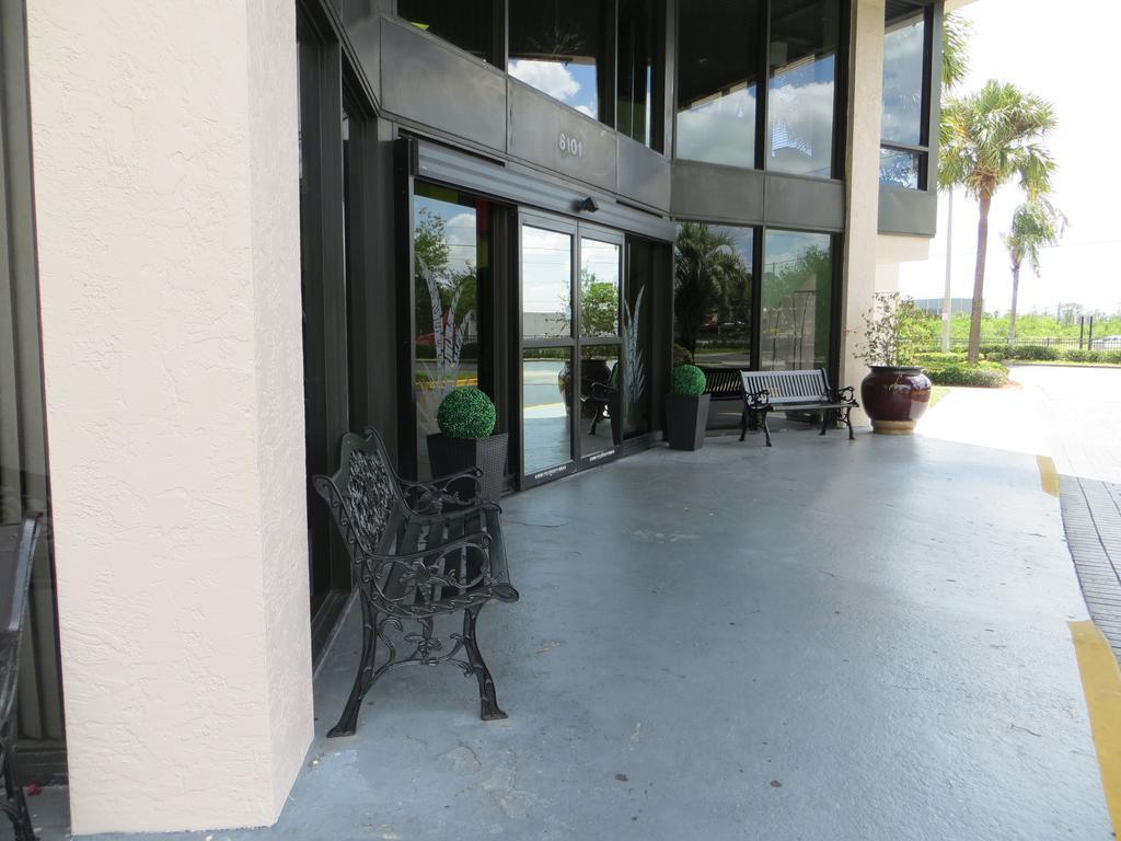 Grand Hotel Orlando At Universal Blvd - Shuttle To Theme Parks Bagian luar foto